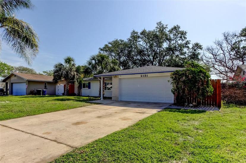 Picture of 2131 Cedar Drive, Dunedin FL 34698