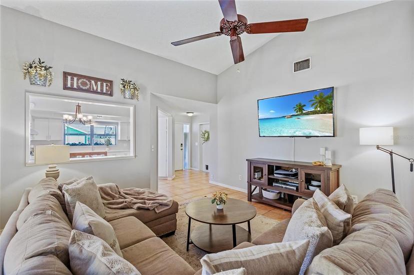 Picture of 3106 Whispering Drive S, Largo FL 33771