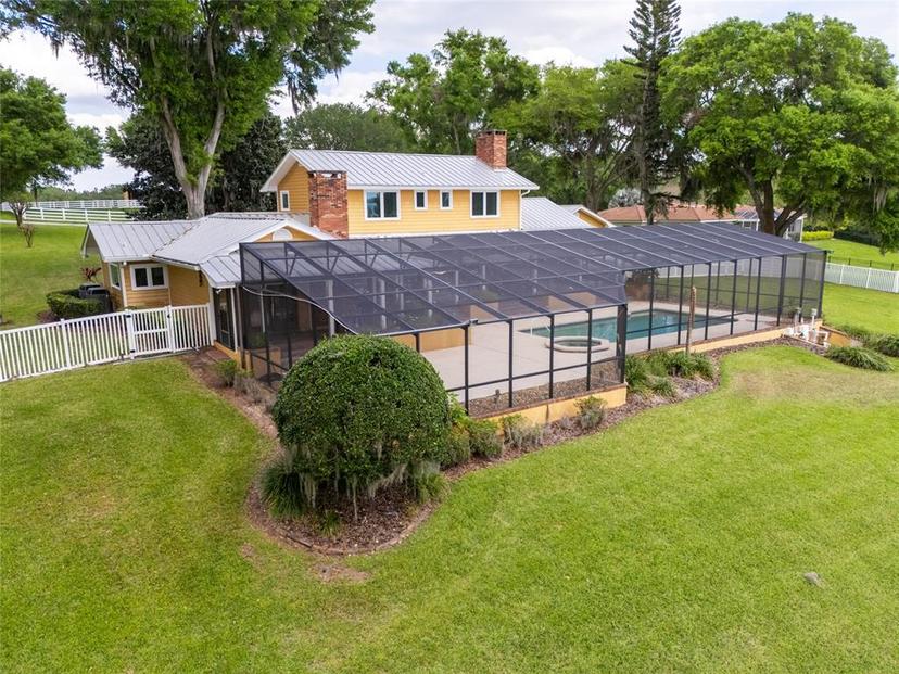 Picture of 11200 Lane Park Road, Tavares FL 32778