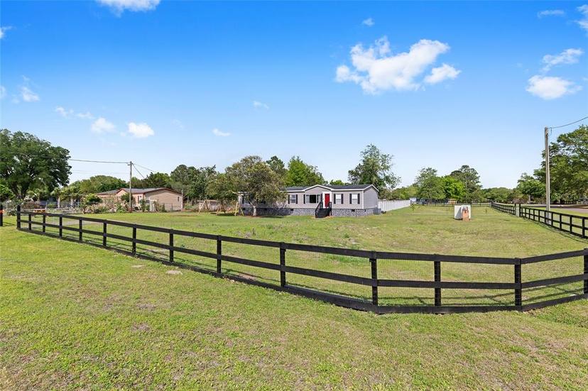 Picture of 9047 SW 102Nd Terrace, Gainesville FL 32608
