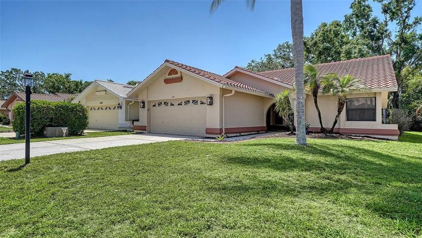 Picture of 6128 Nicole Drive, Sarasota FL 34243
