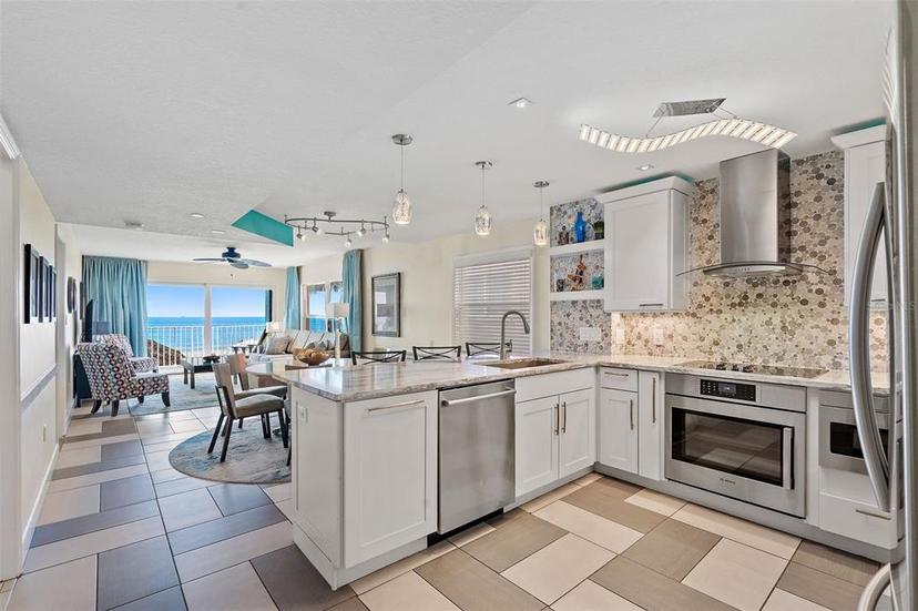 Picture of 17140 Gulf Boulevard Unit 114, St Petersburg FL 33708