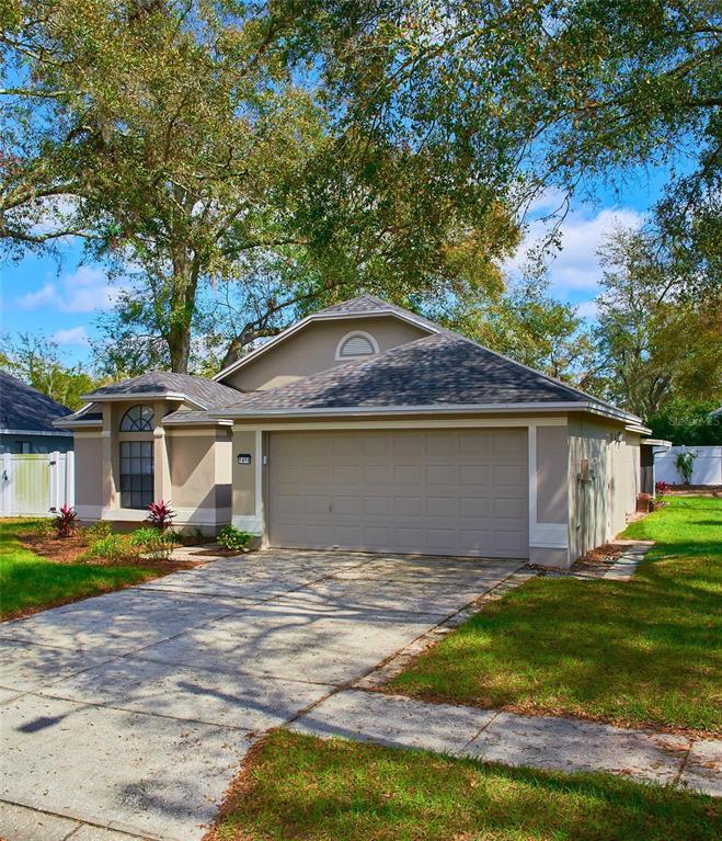 Picture of 1610 Spinning Wheel Drive, Lutz FL 33559