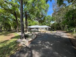 Picture of 11105 SE 223Rd Terrace, Hawthorne, FL 32640