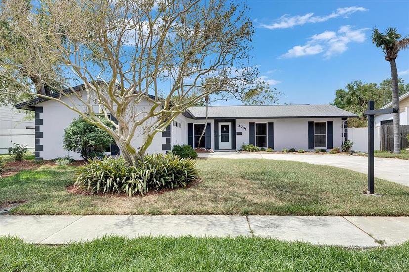 Picture of 4704 Travertine Drive, Tampa FL 33615