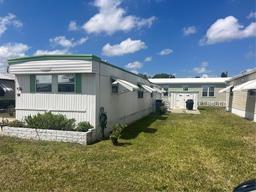 Picture of 5316 53Rd Avenue E Unit A36, Bradenton, FL 34203
