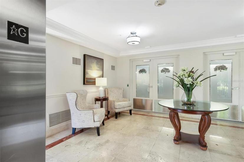 Picture of 5238 Manorwood Drive Unit 3C, Sarasota FL 34235