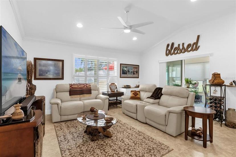 Picture of 10367 Addison Shore Way, Oxford FL 34484