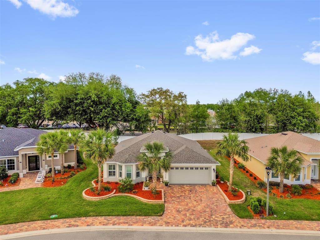 Picture of 10367 Addison Shore Way, Oxford, FL 34484