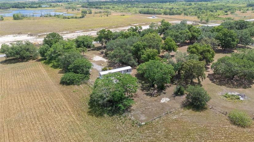 Picture of 10089 County Road 555, Fort Meade FL 33841