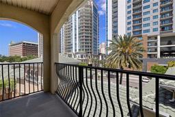 Picture of 501 Knights Run Avenue Unit 1302, Tampa, FL 33602