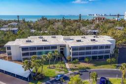 Picture of 225 Hourglass Way Unit 306, Sarasota, FL 34242