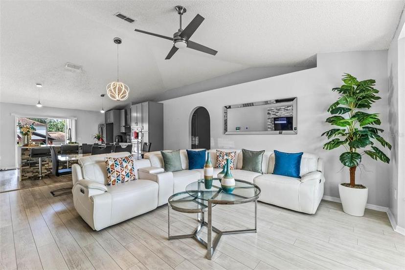 Picture of 1942 N Portillo Drive, Deltona FL 32738