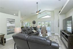 Picture of 1942 Bermuda Pointe Drive, Haines City, FL 33844