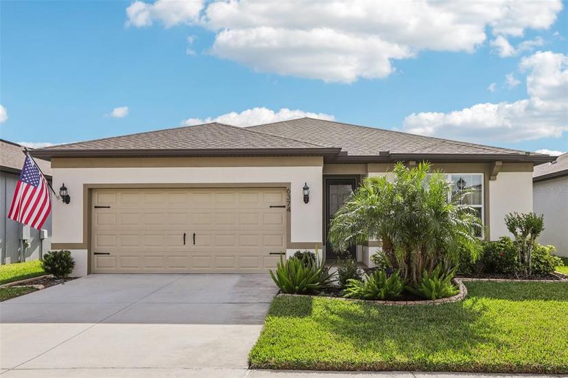 Picture of 6374 Bradford Woods Drive, Zephyrhills FL 33542