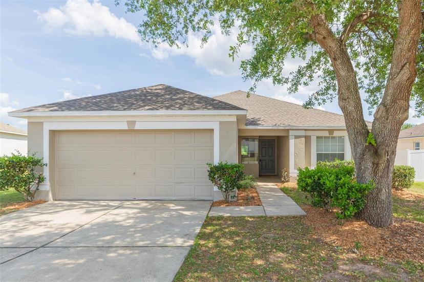 Picture of 7939 Merchantville Circle, Zephyrhills FL 33540