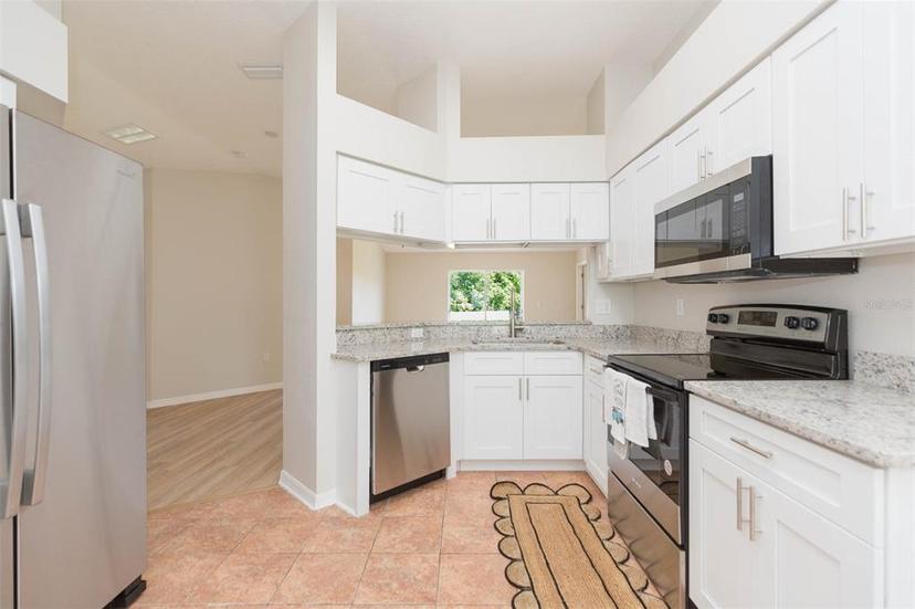 Picture of 7939 Merchantville Circle, Zephyrhills FL 33540