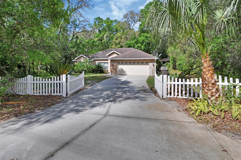 Picture of 1925 Hamilton Avenue, Orange City, FL 32763