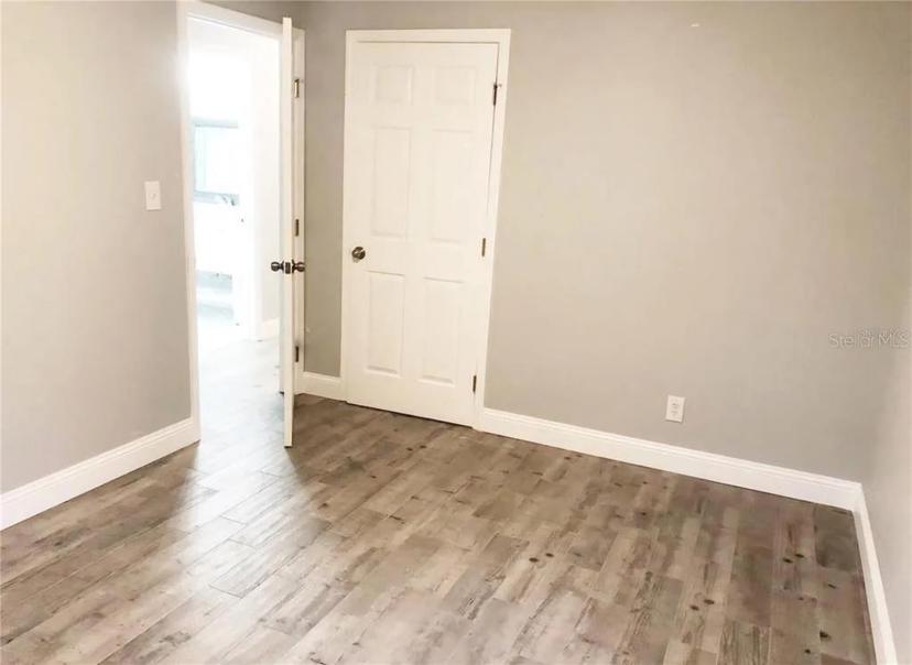 Picture of 4009 E Henry Avenue, Tampa FL 33610