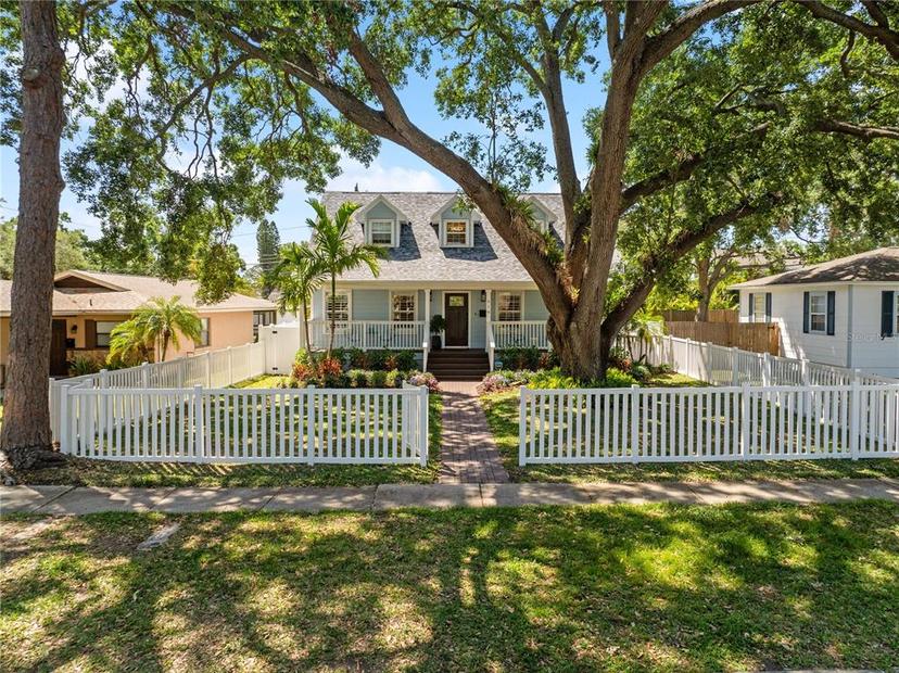 Picture of 516 36Th Avenue N, St Petersburg FL 33704