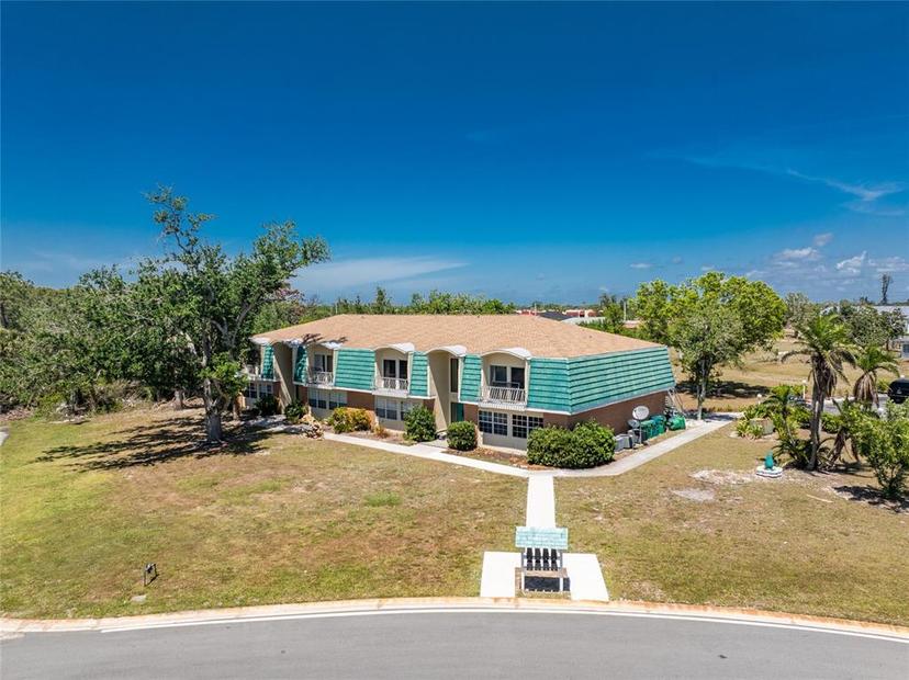 Picture of 3586 Cape Haze Drive N Unit B6, Rotonda West FL 33947