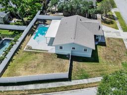 Picture of 6035 19Th Street Ne, St Petersburg, FL 33703
