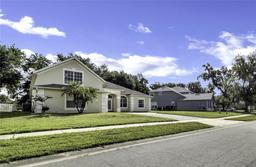 Picture of 2425 Rambling Oaks Way, Kissimmee, FL 34746