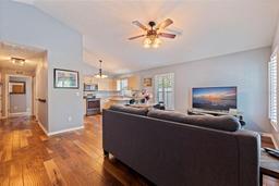 Picture of 225 18Th Avenue S, St Petersburg, FL 33705