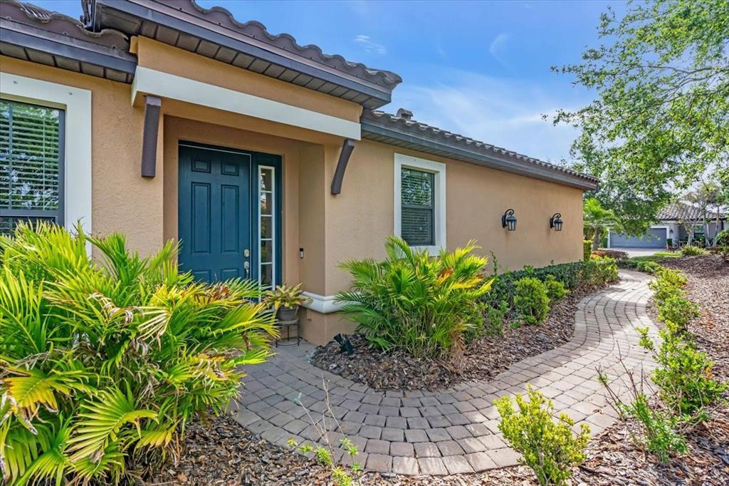 Picture of 4704 Stafford Court, Palmetto, FL 34221