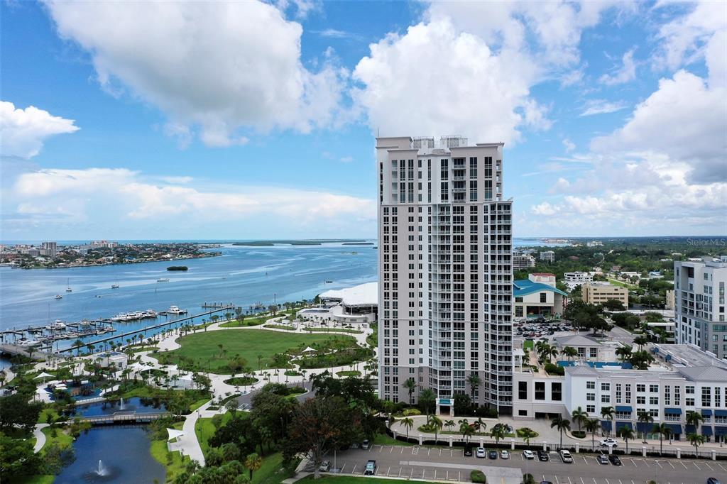 Picture of 331 Cleveland Street Unit 320, Clearwater, FL 33755