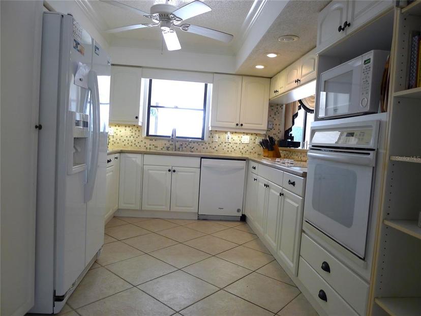 Picture of 1227 Waterside Lane, Venice FL 34285
