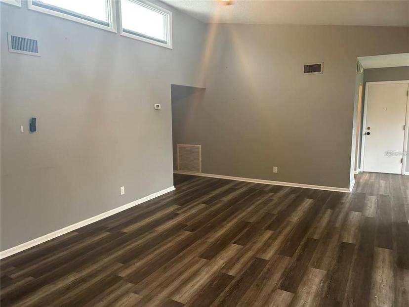 Picture of 220 E Desoto Street Unit C, Clermont FL 34711