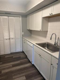 Picture of 220 E Desoto Street Unit C, Clermont, FL 34711