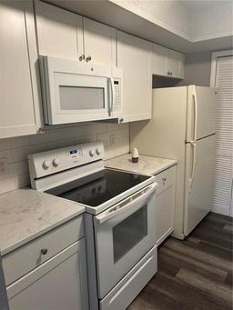 Picture of 220 E Desoto Street Unit C, Clermont, FL 34711