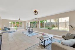 Picture of 1008 Greenbriar Drive, Brandon, FL 33511