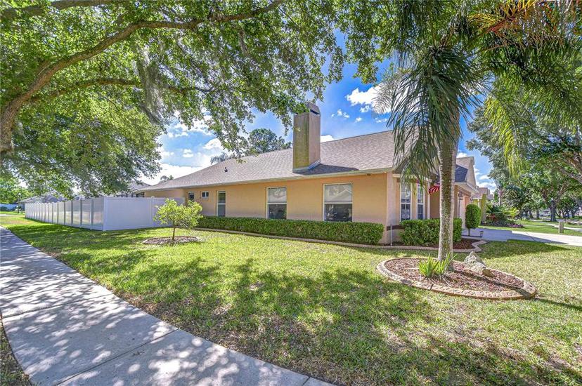 Picture of 2927 Hickory Grove Drive, Valrico FL 33596