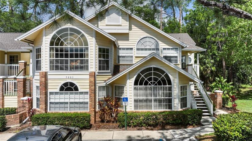 Picture of 5005 Laguna Bay Circle Unit 17, Kissimmee FL 34746