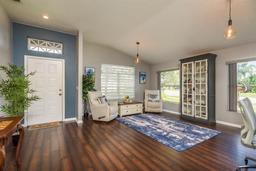 Picture of 632 Lake Cypress Circle, Oldsmar, FL 34677