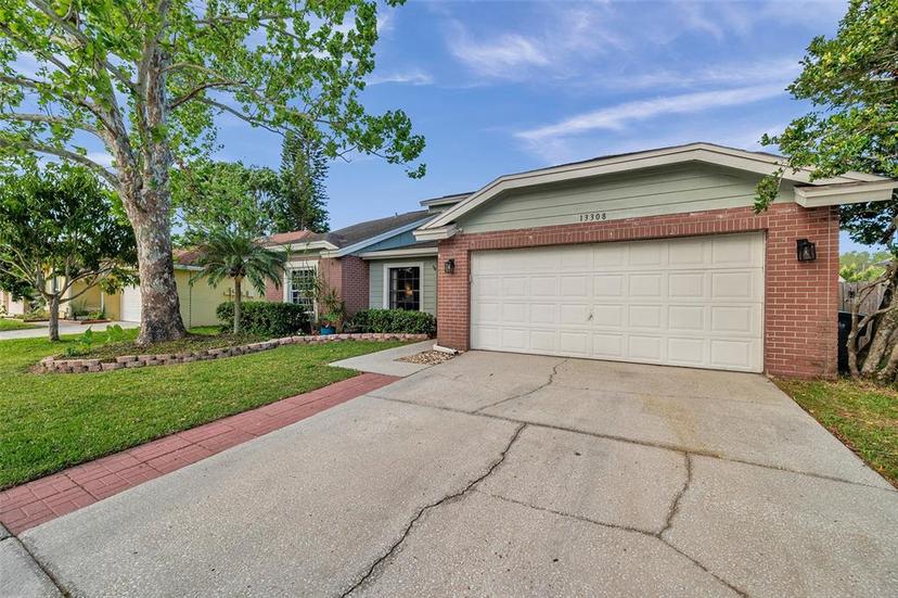 Picture of 13308 Kearney Way, Tampa FL 33626