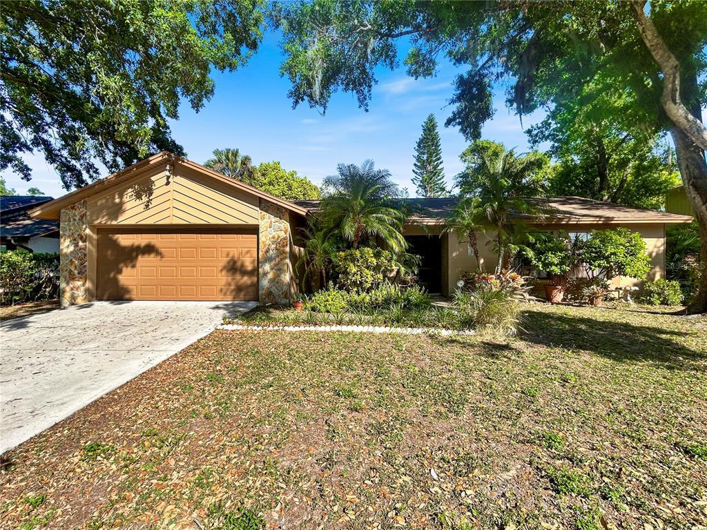 Picture of 3410 Cade Lane, Valrico, FL 33596