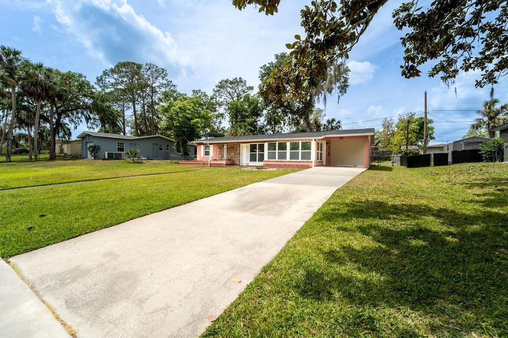 Picture of 1160 Fountainhead Drive, Deltona, FL 32725