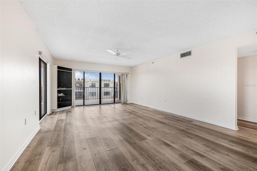 Picture of 19531 Gulf Boulevard Unit 601, Indian Shores FL 33785