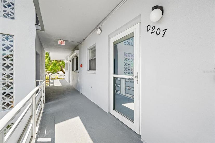 Picture of 5660 80Th Street N Unit D207, St Petersburg FL 33709