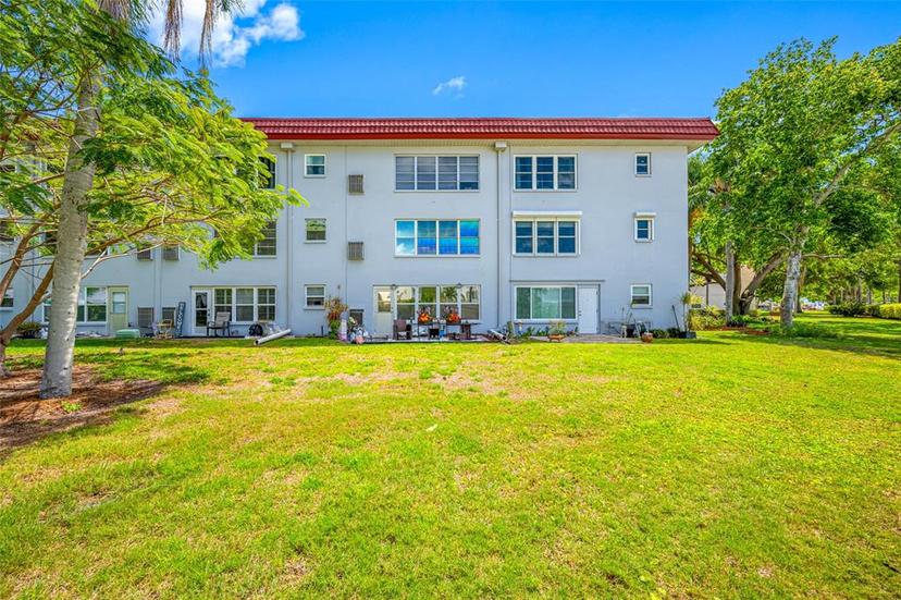 Picture of 5660 80Th Street N Unit D207, St Petersburg FL 33709