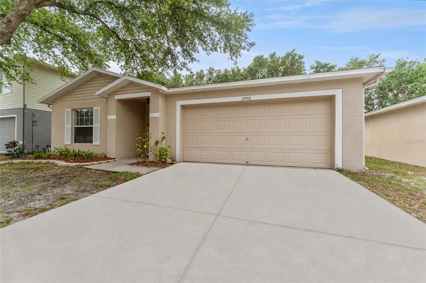 Picture of 13748 Tramore Drive, Odessa FL 33556