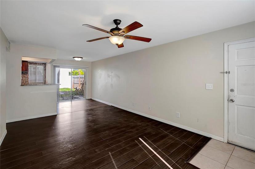 Picture of 3206 W Azeele Street Unit 126, Tampa FL 33609