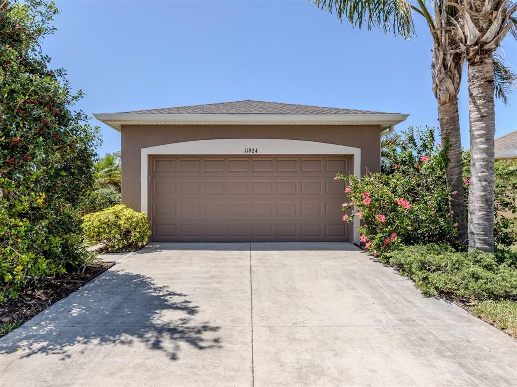 Picture of 11924 Tempest Harbor Loop, Venice, FL 34292