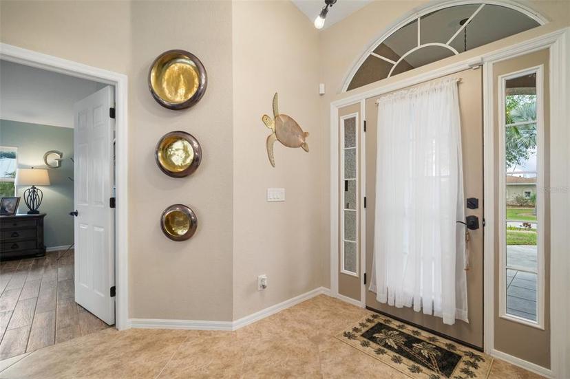 Picture of 121 Colonial Street Sw, Port Charlotte FL 33952