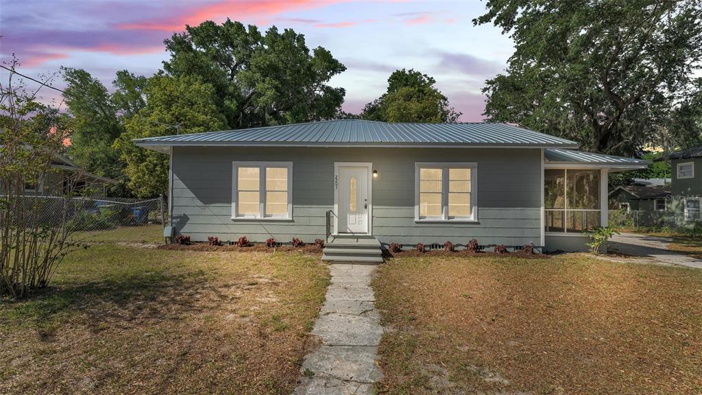 Picture of 2203 Avenue F Nw, Winter Haven, FL 33880