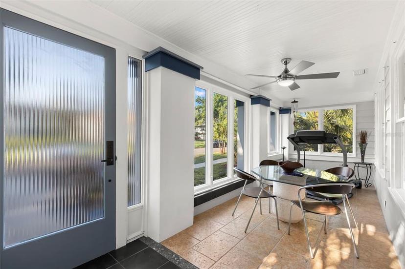 Picture of 115 21St Avenue Ne, St Petersburg FL 33704